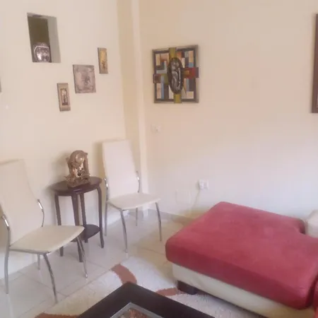 Ofellows - Kristal Center Quarto em Acomodações Particulares Tirana